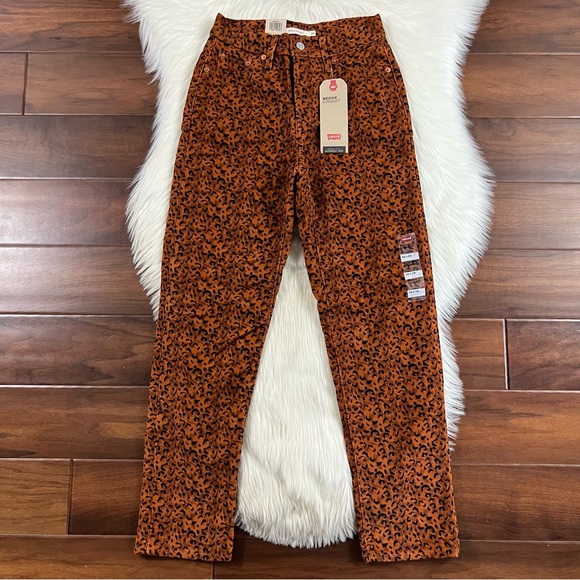 Levi's Denim - Levi's Size 26 Leopard Ginger Corduroy Wedgie Straight Pants‎